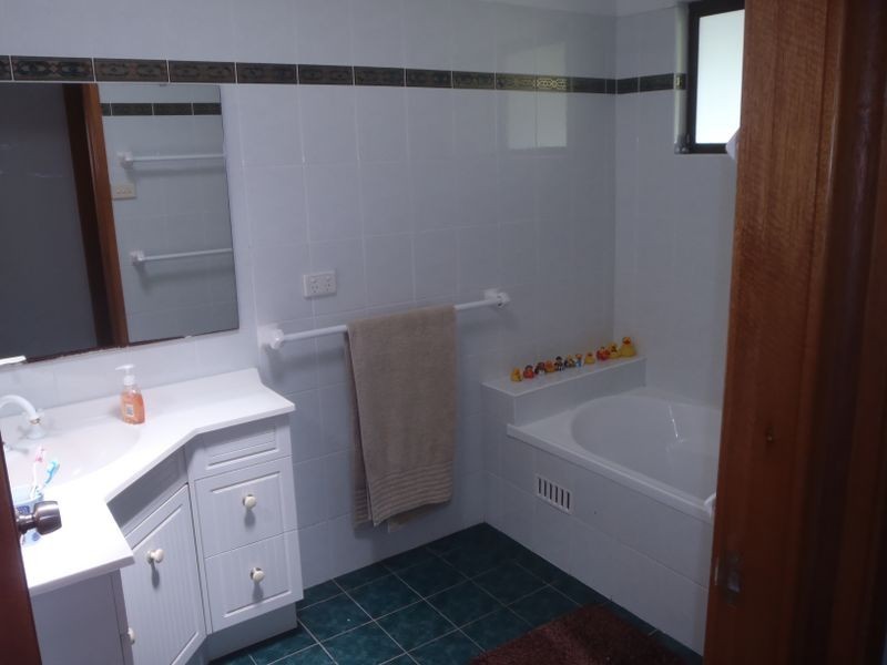 282 Lake Rd, Glendale NSW 2285