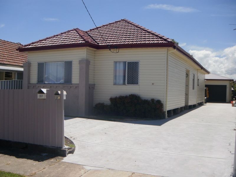 37 Baker Street, Mayfield NSW 2304