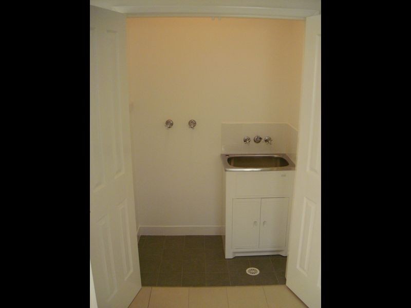 37 Baker Street, Mayfield NSW 2304