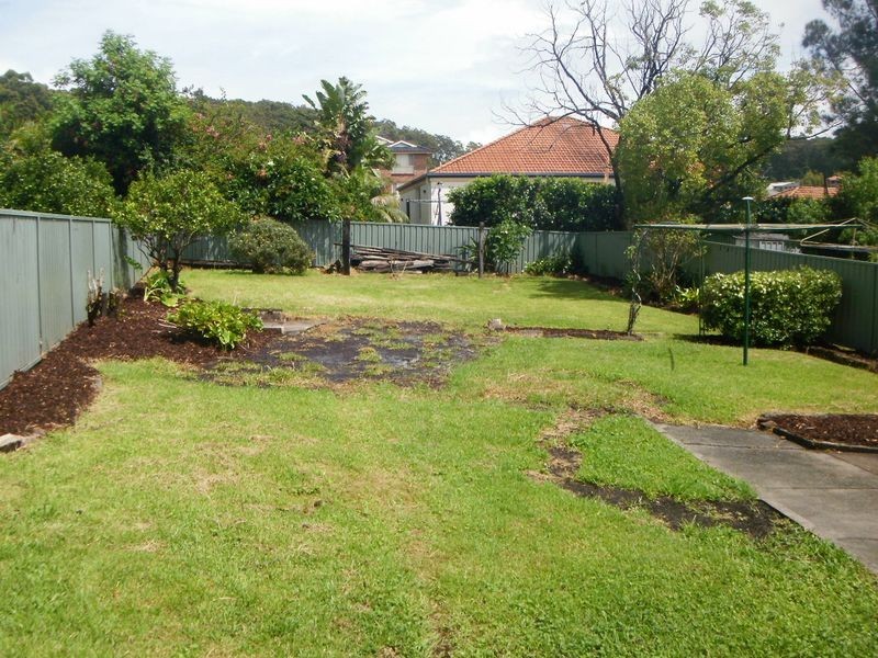 9 Jean St, Belmont NSW 2280