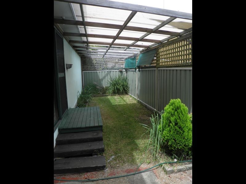 554B The Esplanade, Warners Bay NSW 2282