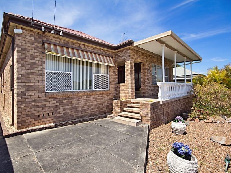 52 Vista Parade, Belmont NSW 2280
