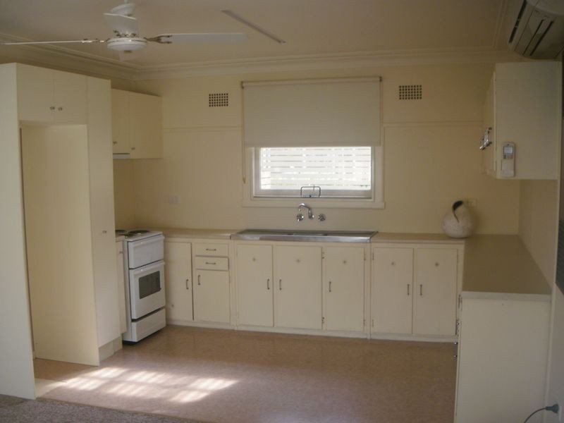 1/37 Tudor Street, Belmont NSW 2280