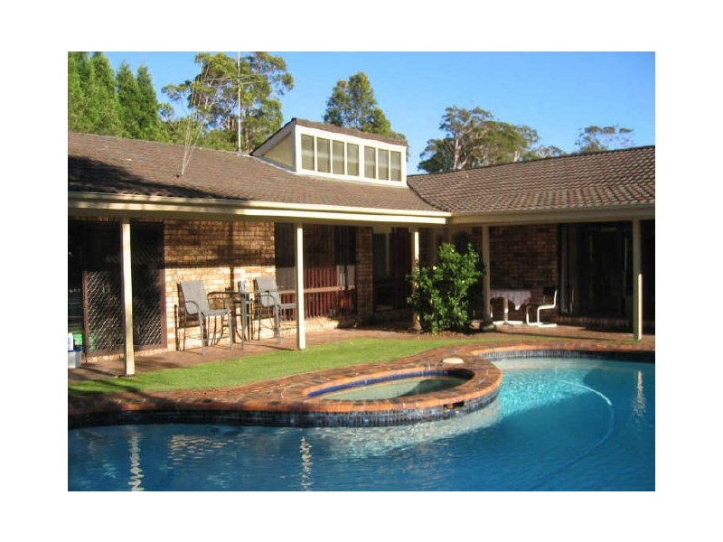 11 Fairburn Close, Jewells NSW 2280