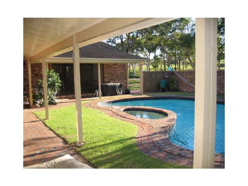 11 Fairburn Close, Jewells NSW 2280