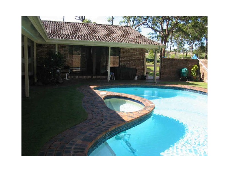 11 Fairburn Close, Jewells NSW 2280