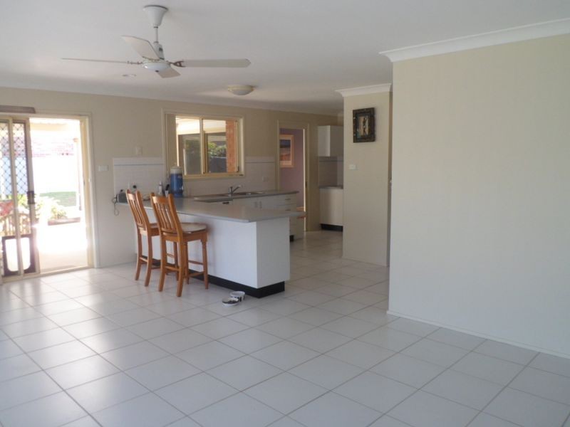 15 Westminster Close, Valentine NSW 2280