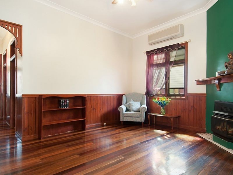 36 Albert Street, Belmont NSW 2280
