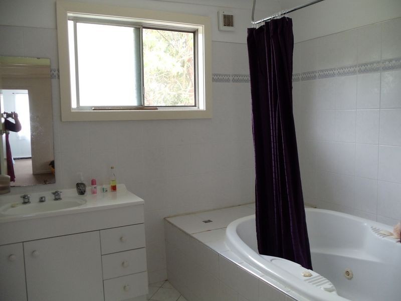 51 Marine Parade, Nords Wharf NSW 2281