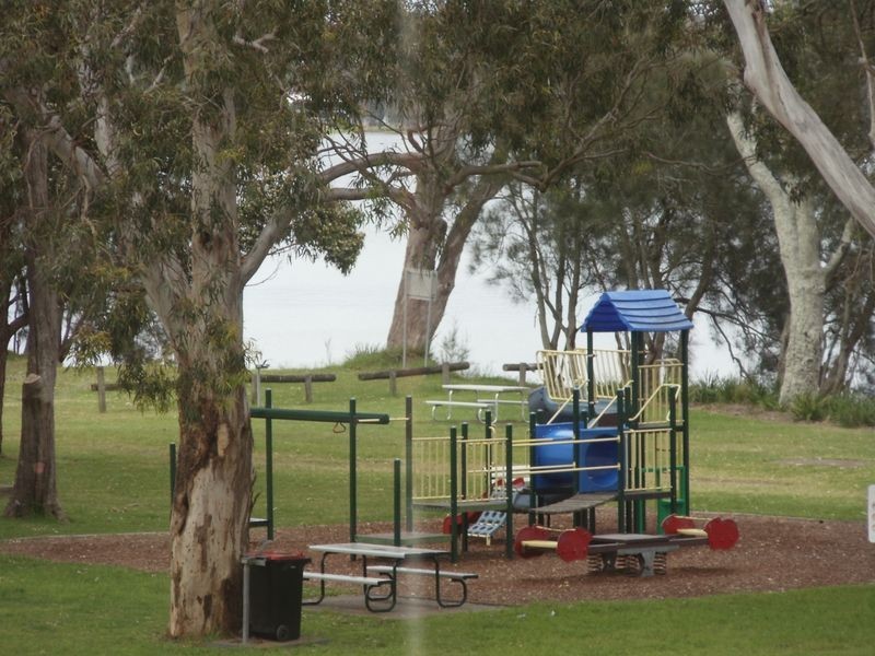 51 Marine Parade, Nords Wharf NSW 2281