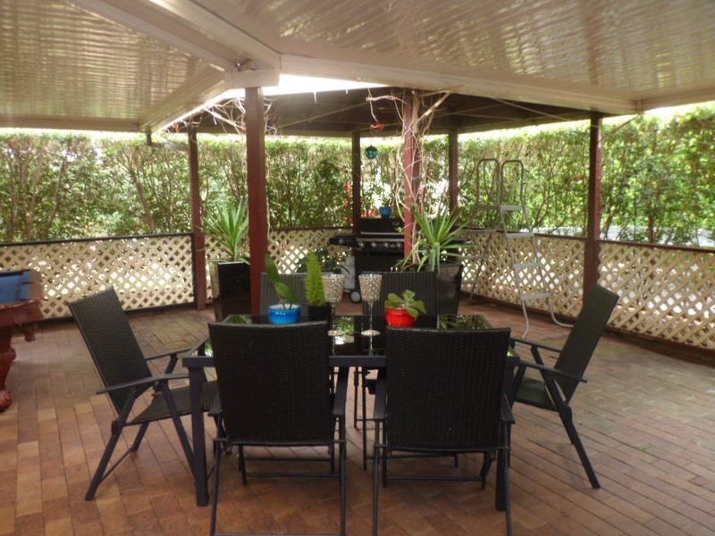 4 Genoa Close, Belmont NSW 2280