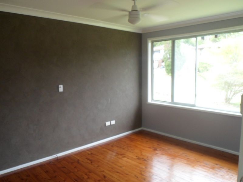 6 Ford Avenue, Mount Hutton NSW 2290