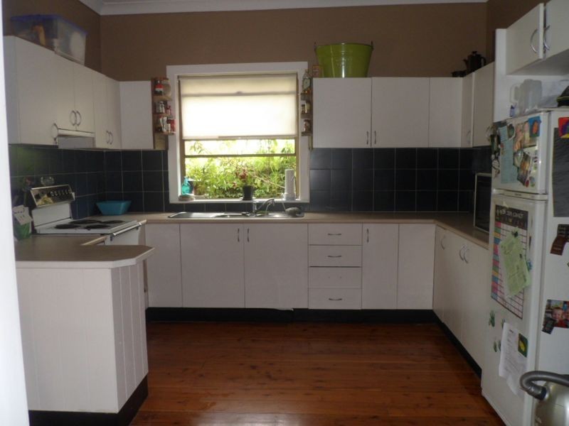 50 Stanley Street, Belmont NSW 2280