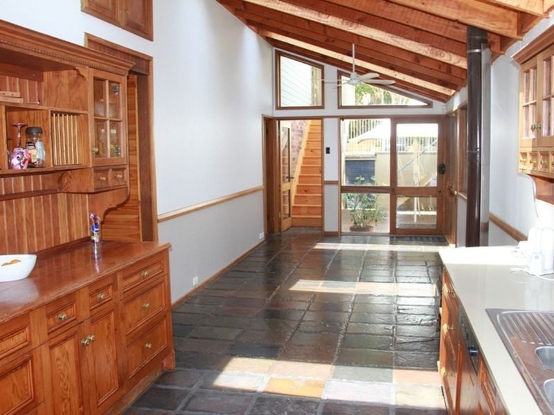 2 Alison Street, Redhead NSW 2290