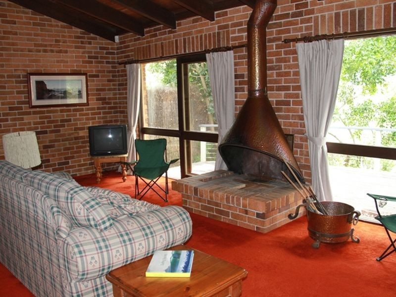 2 Alison Street, Redhead NSW 2290