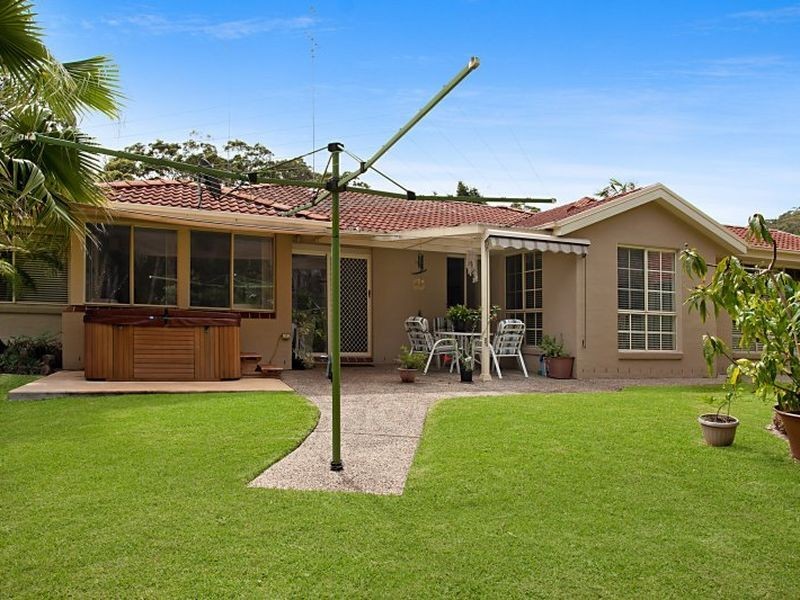 20 Dwyer Chase, Eleebana NSW 2282