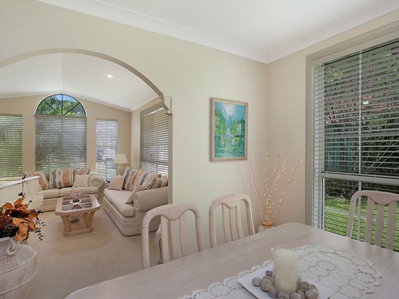 20 Dwyer Chase, Eleebana NSW 2282