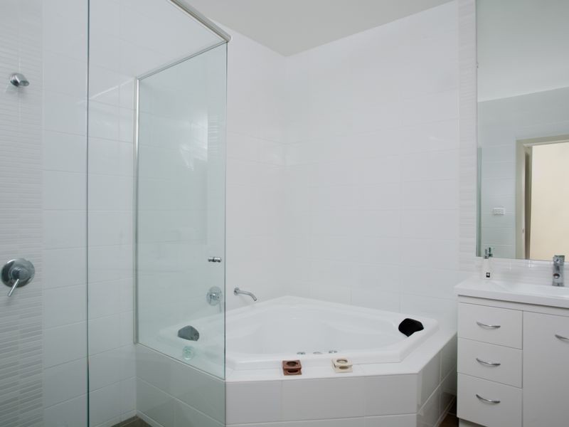40B Park Royal Drive, Floraville NSW 2280