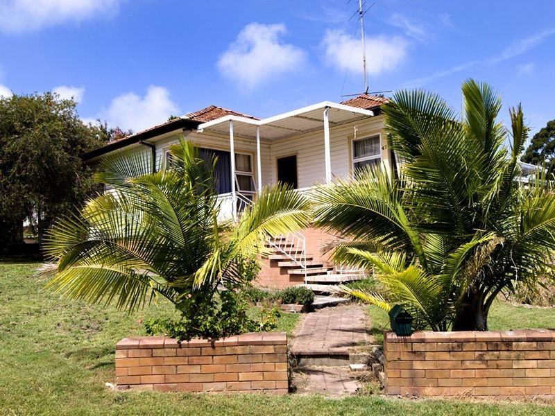 47 Laxton Crescent, Belmont North NSW 2280