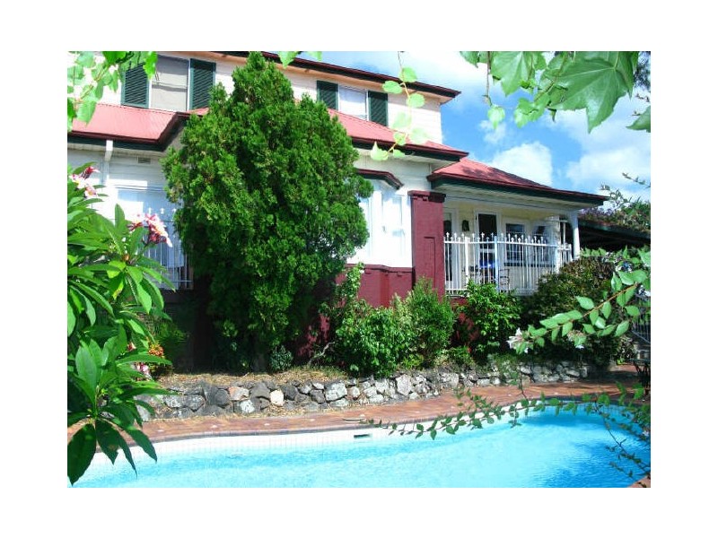 2 Crown Street, Belmont NSW 2280