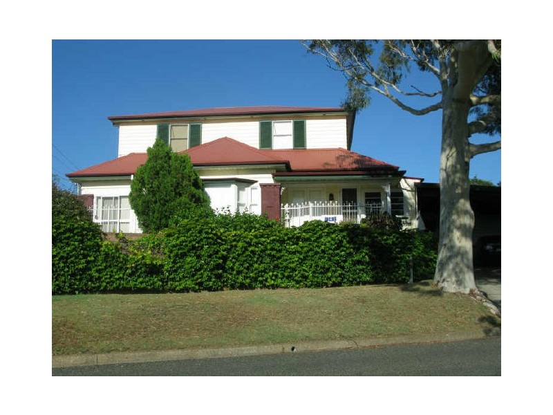 2 Crown Street, Belmont NSW 2280