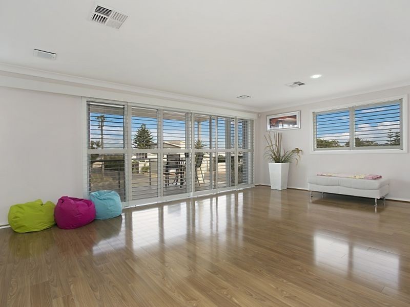 27A Brown Street, Redhead NSW 2290