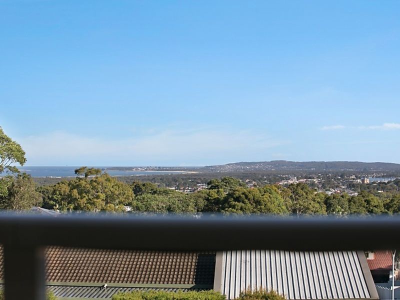 10 Barralong Street, Belmont North NSW 2280