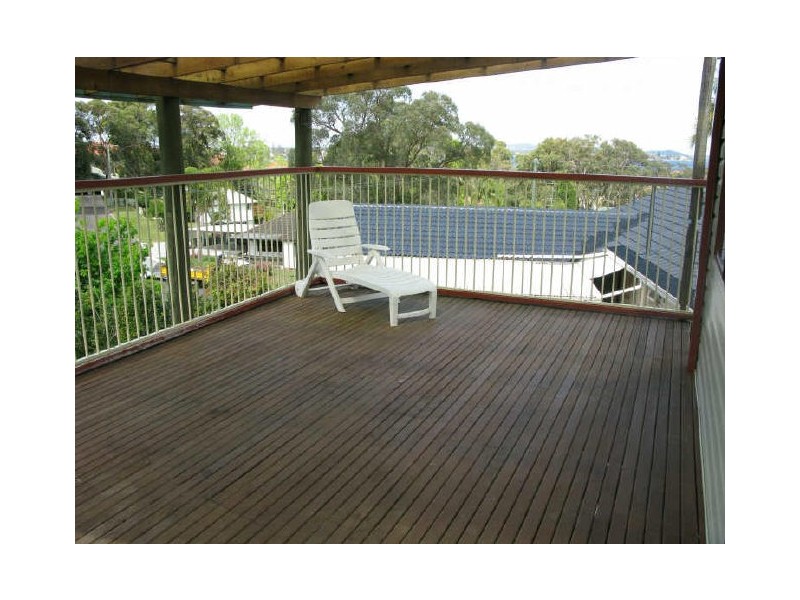 19 Aylward Street, Belmont NSW 2280