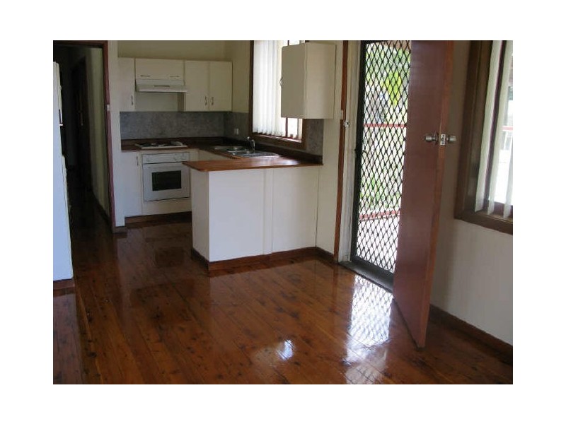 19 Aylward Street, Belmont NSW 2280