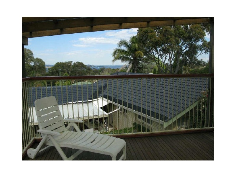 19 Aylward Street, Belmont NSW 2280