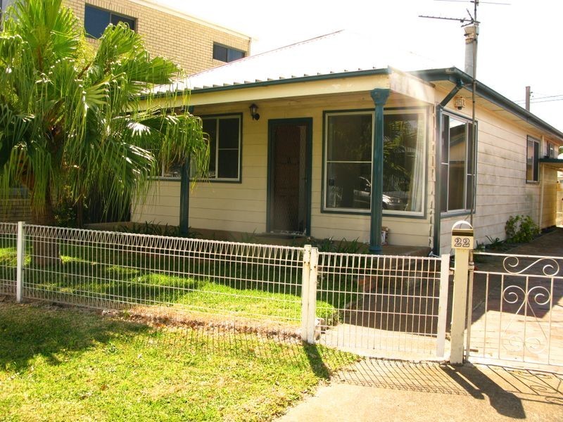 22 Lakeview Parade, Pelican NSW 2281