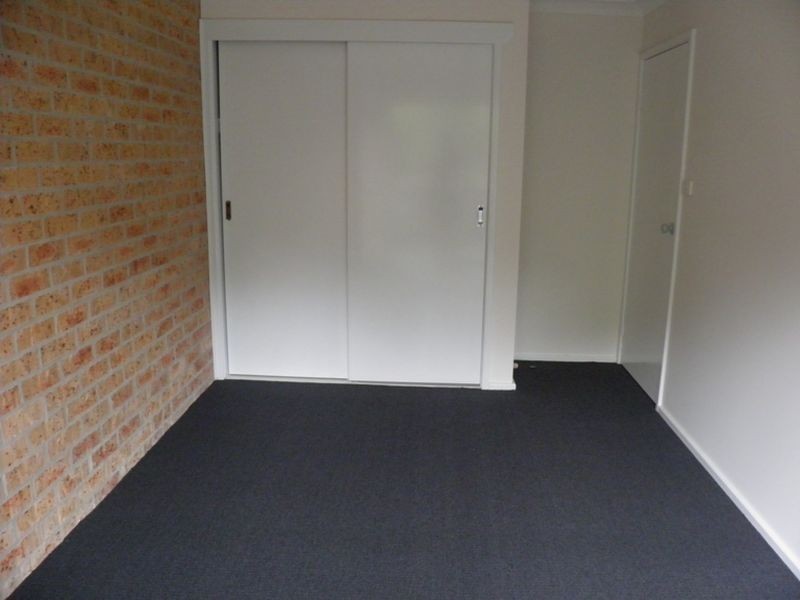 2/64 Lakeview Parade, Pelican NSW 2281