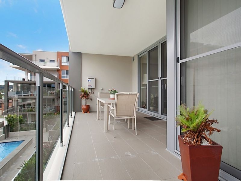 403/13 Cnr Sharp & Edgar Streets, Belmont NSW 2280