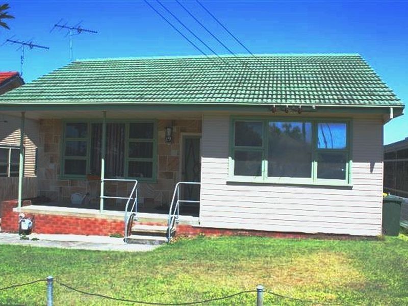 19 Robb Street, Belmont NSW 2280