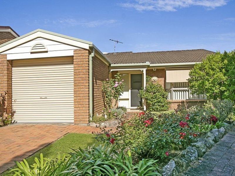 17 Palm Court, Warners Bay NSW 2282