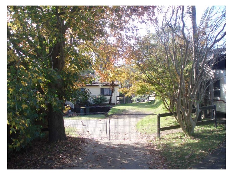 1 Royal Street, Warners Bay NSW 2282