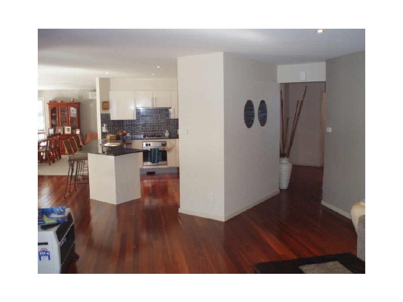 6 Sugarglider Court, Belmont NSW 2280