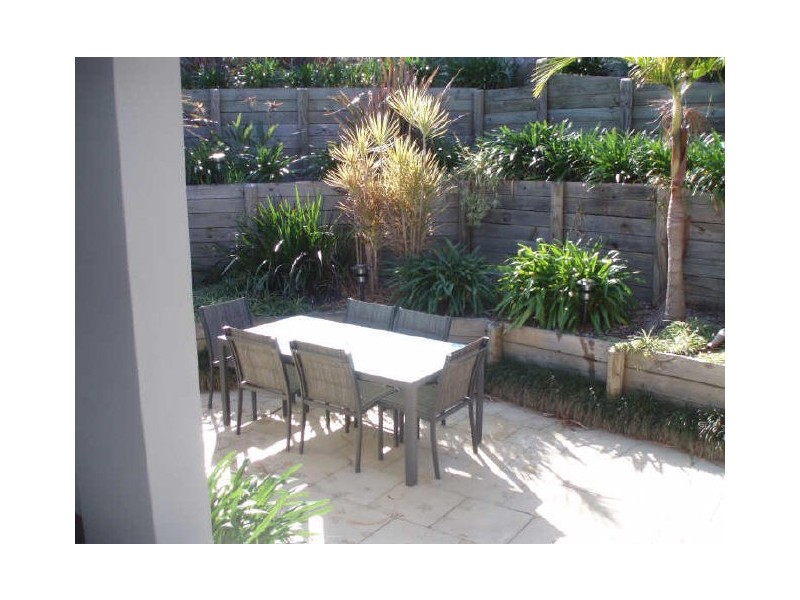 6 Sugarglider Court, Belmont NSW 2280