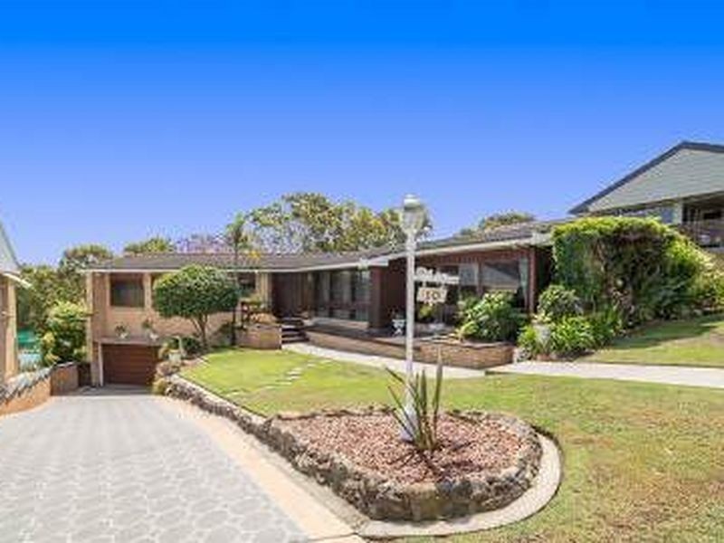 10 Aylward Street, Belmont NSW 2280