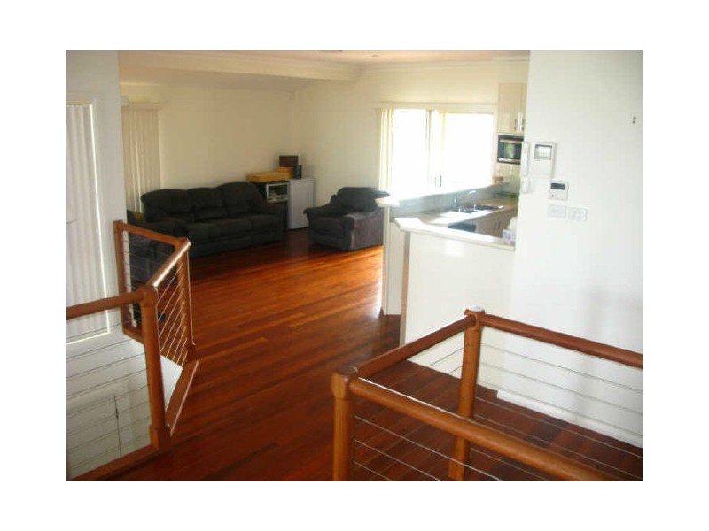 6 Paley Crescent, Belmont South NSW 2280