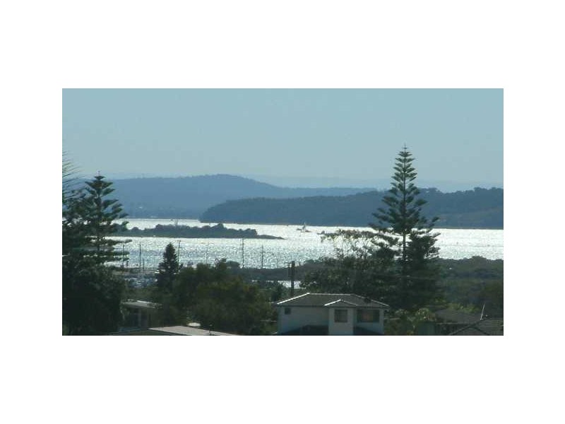 4/60 Caves Beach Road, Caves Beach NSW 2281