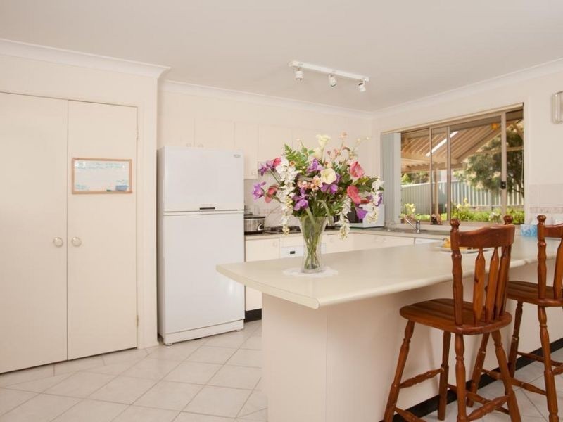 5 Brushtail Place, Belmont NSW 2280