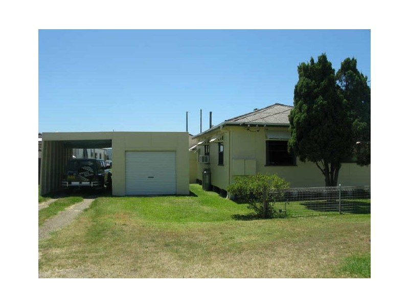 31 Emily Street, Marks Point NSW 2280