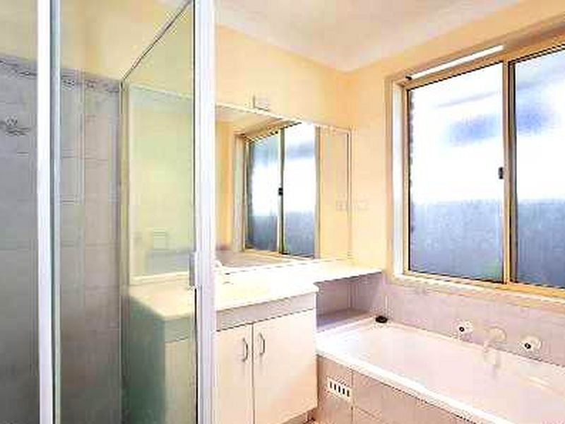 10 Honeyeater Place, Tingira Heights NSW 2290