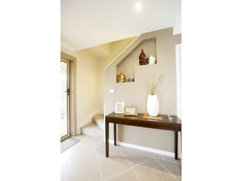 15 Fulmar Close, Mount Hutton NSW 2290