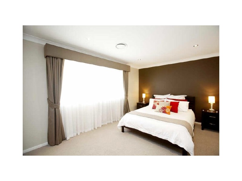 15 Fulmar Close, Mount Hutton NSW 2290