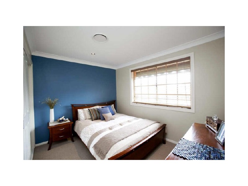 15 Fulmar Close, Mount Hutton NSW 2290