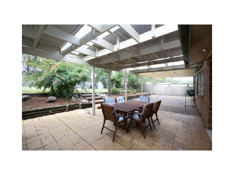 15 Fulmar Close, Mount Hutton NSW 2290