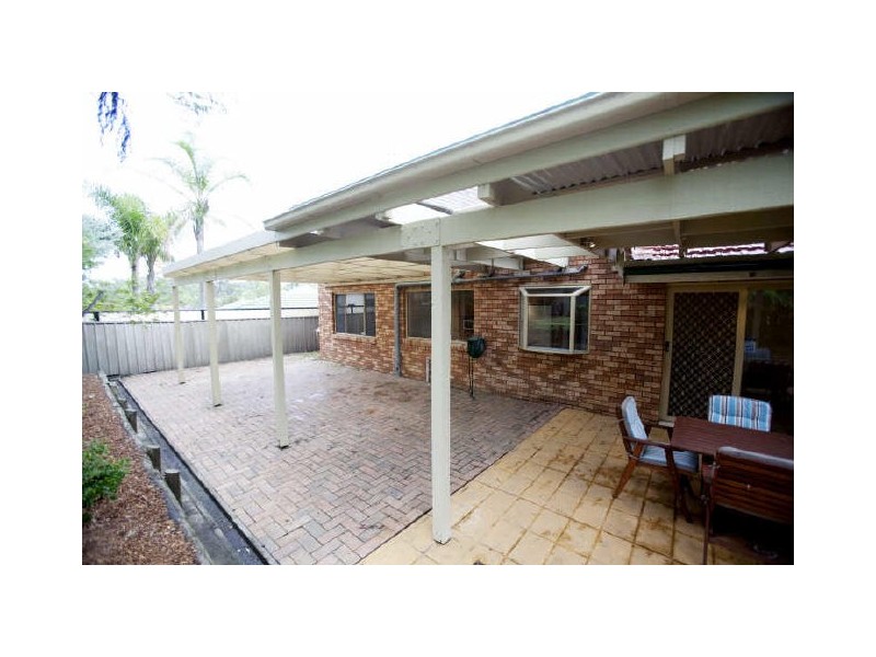 15 Fulmar Close, Mount Hutton NSW 2290