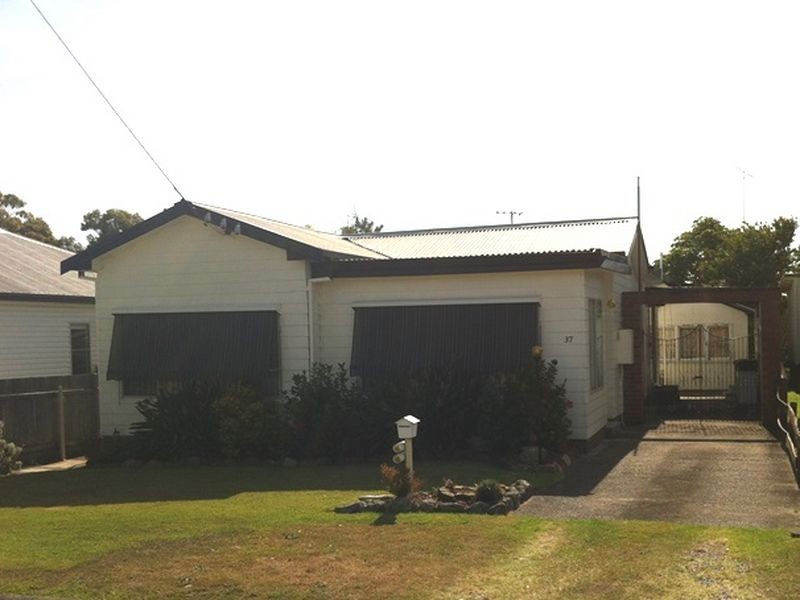37 Henry Street, Belmont NSW 2280